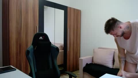darius_94 online show from 06.30.26