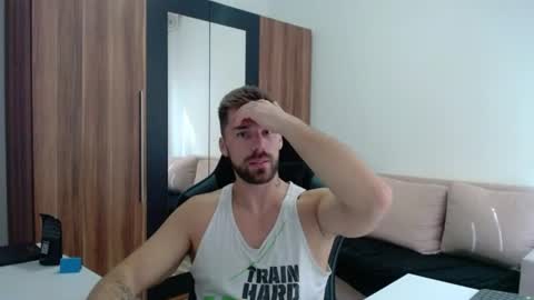 darius_94 online show from 07.07.26