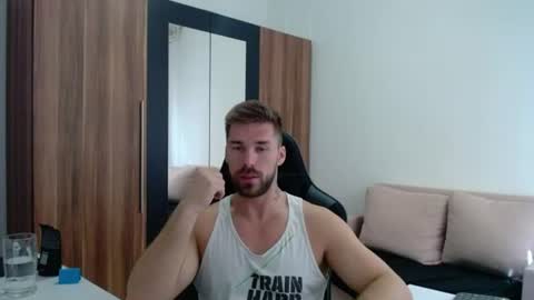 darius_94 online show from 07.07.26