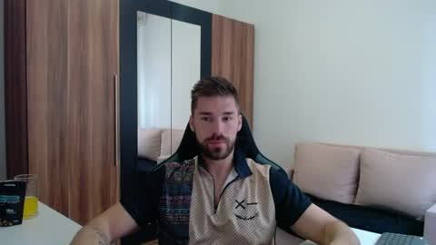 darius_94 online show from 07.13.26