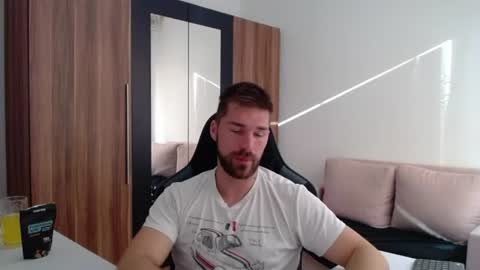 darius_94 online show from 07.14.26