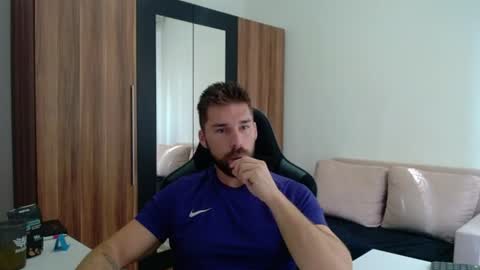 darius_94 online show from 07.18.26