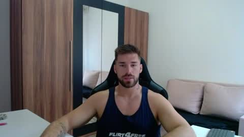 darius_94 online show from 08.02.26