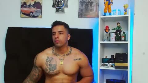 Darius Phoenix  online show from 12.17.24