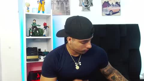 Darius Phoenix  online show from 12.24.24