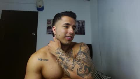 Darius Phoenix  online show from 10.15.25