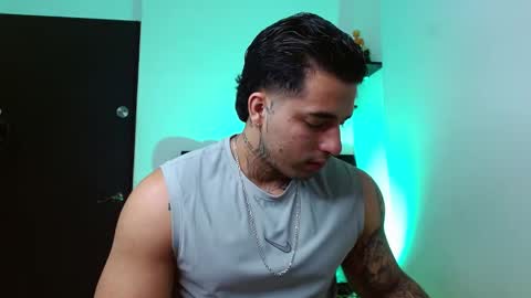 Darius Phoenix  online show from 12.02.25