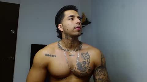 Darius Phoenix  online show from 12.20.25