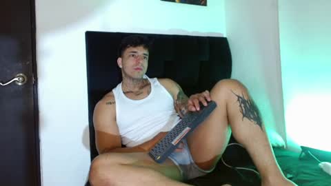 Darius Phoenix  online show from 05.06.26