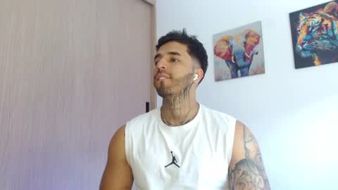Darius Phoenix  online show from 06.22.26