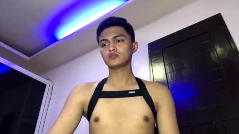 Snapshot of dark_angel69x chatting on 12.21.24 Guile online show from 12.21.24