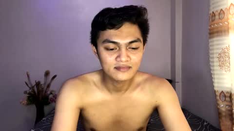 Snapshot of dark_angel69x chatting on 02.21.25 Guile online show from 02.21.25