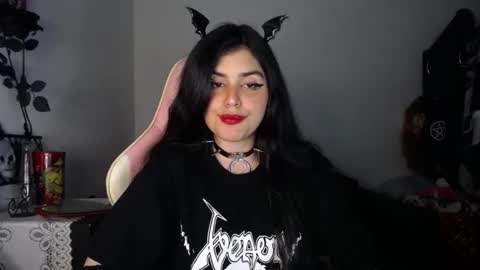 Moony online show from 11.14.25