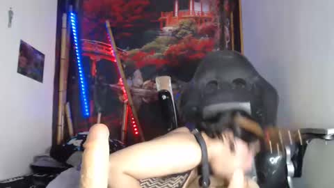 Snapshot of dark_doll5 chatting on 12.22.24 dark_doll5 online show from 12.22.24