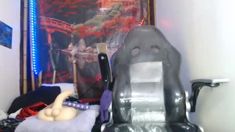 Snapshot of dark_doll5 chatting on 12.26.24 dark_doll5 online show from 12.26.24