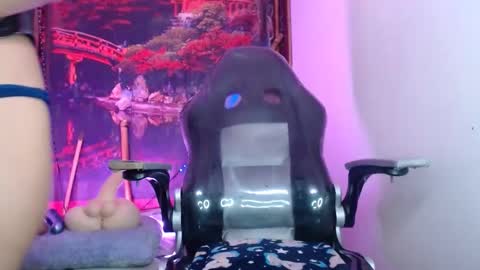 Snapshot of dark_doll5 chatting on 01.18.25 dark_doll5 online show from 01.18.25