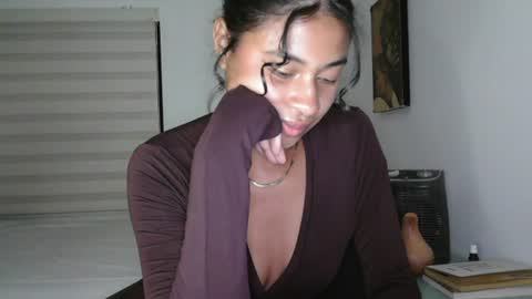 Snapshot of dark_enchantress_ chatting on 07.02.26 Sofia online show from 07.02.26