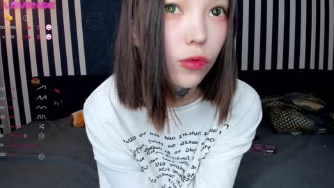 Snapshot of dark_ester chatting on 01.25.25 Ester online show from 01.25.25