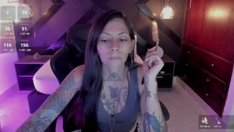 M I K A E L A online show from 04.22.26