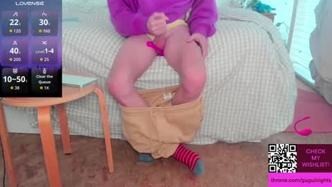 Snapshot of dark_greens chatting on 02.20.26 dark greens online show from 02.20.26