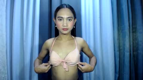 Snapshot of dark_hurohuro19 chatting on 03.27.26 LIANNA online show from 03.27.26