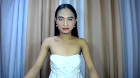 Snapshot of dark_hurohuro19 chatting on 04.27.26 LIANNA online show from 04.27.26