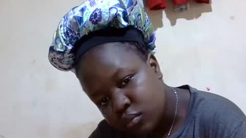 Snapshot of dark_princess1 chatting on 10.27.25 dark_princess1 online show from 10.27.25