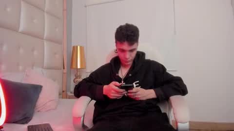 dark_sun333 online show from 11.08.25