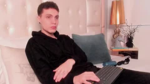 dark_sun333 online show from 02.01.26