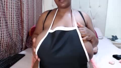 Snapshot of darkbusty chatting on 09.25.25 DarkBusty online show from 09.25.25