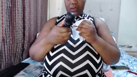 Snapshot of darkbusty chatting on 10.07.25 DarkBusty online show from 10.07.25