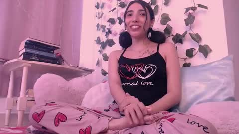  Candy   online show from 10.18.25