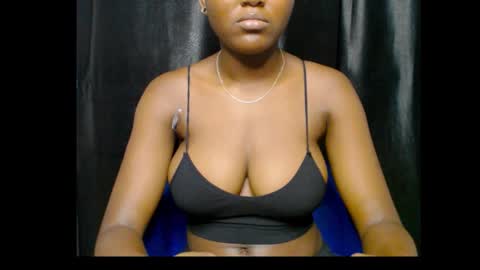 sexygal online show from 11.18.25