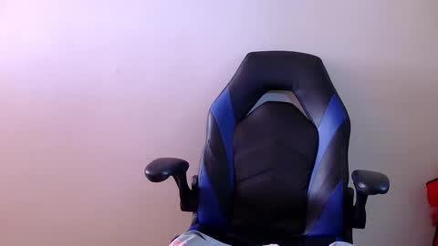 Snapshot of darkkras chatting on 01.24.25 Darkkras online show from 01.24.25