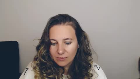 Anna online show from 09.25.25