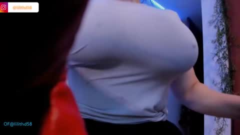 Snapshot of darknes_lilith18 chatting on 01.24.25 darknes_lilith18 online show from 01.24.25