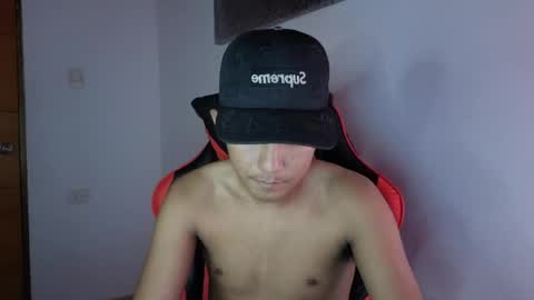 darknigthx online show from 04.19.26