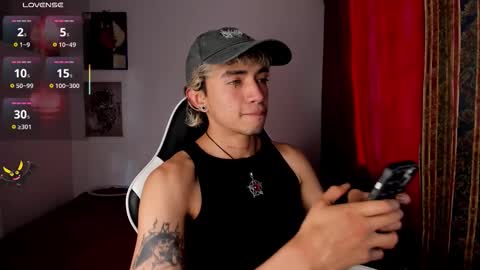 Snapshot of darkodark0 chatting on 02.25.26 Darko online show from 02.25.26