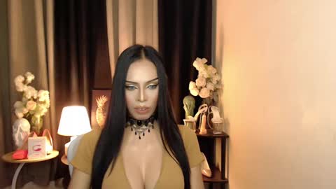 Snapshot of darksoul_mistress chatting on 02.02.25 HAPPY BIRTHDAY MISTRESS MADRIANA online show from 02.02.25