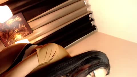 Snapshot of darksoul_mistress chatting on 02.11.25 HAPPY BIRTHDAY MISTRESS MADRIANA online show from 02.11.25