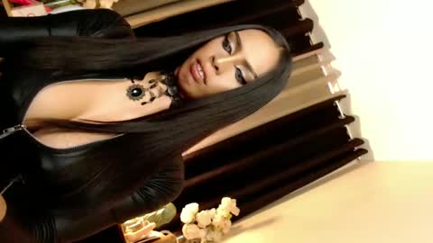 Snapshot of darksoul_mistress chatting on 02.28.25 HAPPY BIRTHDAY MISTRESS MADRIANA online show from 02.28.25