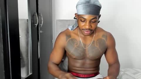 Snapshot of darktemp_ chatting on 03.19.26 Darktemp online show from 03.19.26