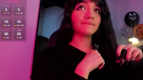 Snapshot of darky_doll chatting on 10.23.25 Darky Doll online show from 10.23.25