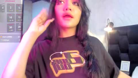 Snapshot of darky_doll chatting on 12.15.25 Darky Doll online show from 12.15.25