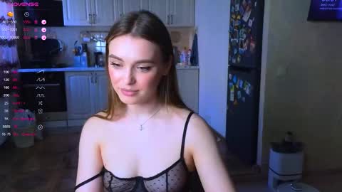 Snapshot of darlina_ryan chatting on 03.07.26 Darlina online show from 03.07.26