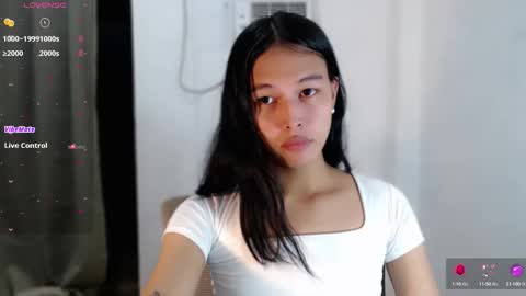 Snapshot of darling_sweetheartxx chatting on 09.08.25 YOUR ATHENA online show from 09.08.25