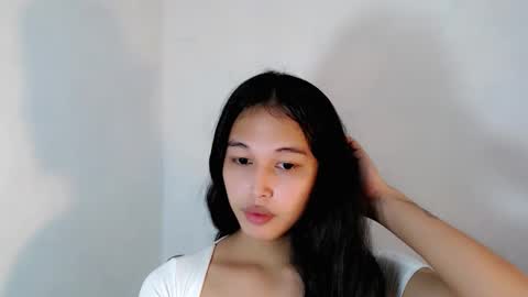 Snapshot of darling_sweetheartxx chatting on 09.29.25 YOUR ATHENA online show from 09.29.25