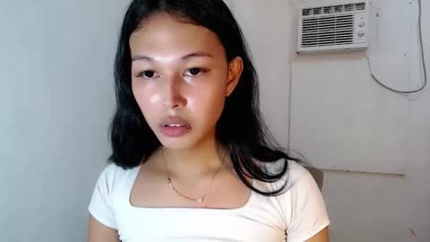 Snapshot of darling_sweetheartxx chatting on 10.28.25 YOUR ATHENA online show from 10.28.25