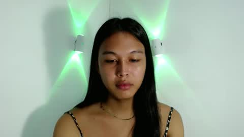 Snapshot of darling_sweetheartxx chatting on 01.11.26 YOUR ATHENA online show from 01.11.26