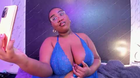  Darnell Queen online show from 11.06.25